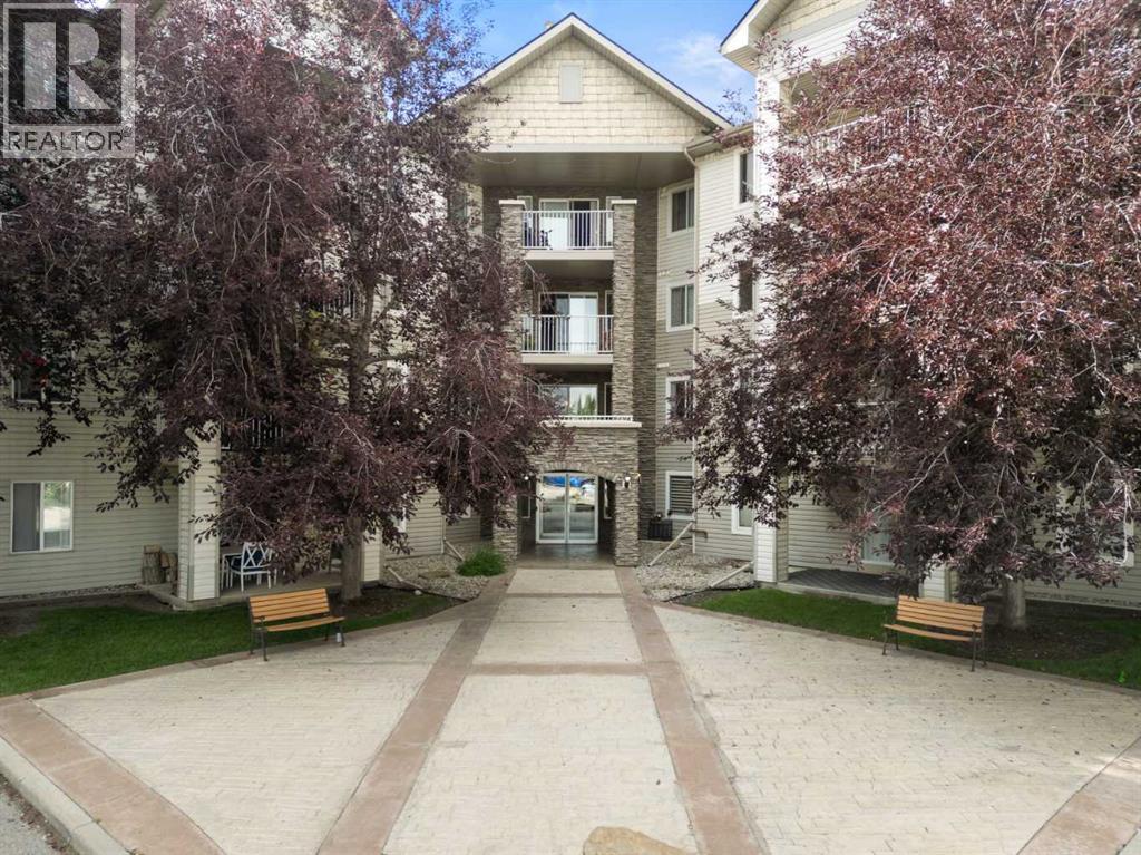 3000 Somervale Court Sw Unit 311, Calgary, AB T2Y 4J2