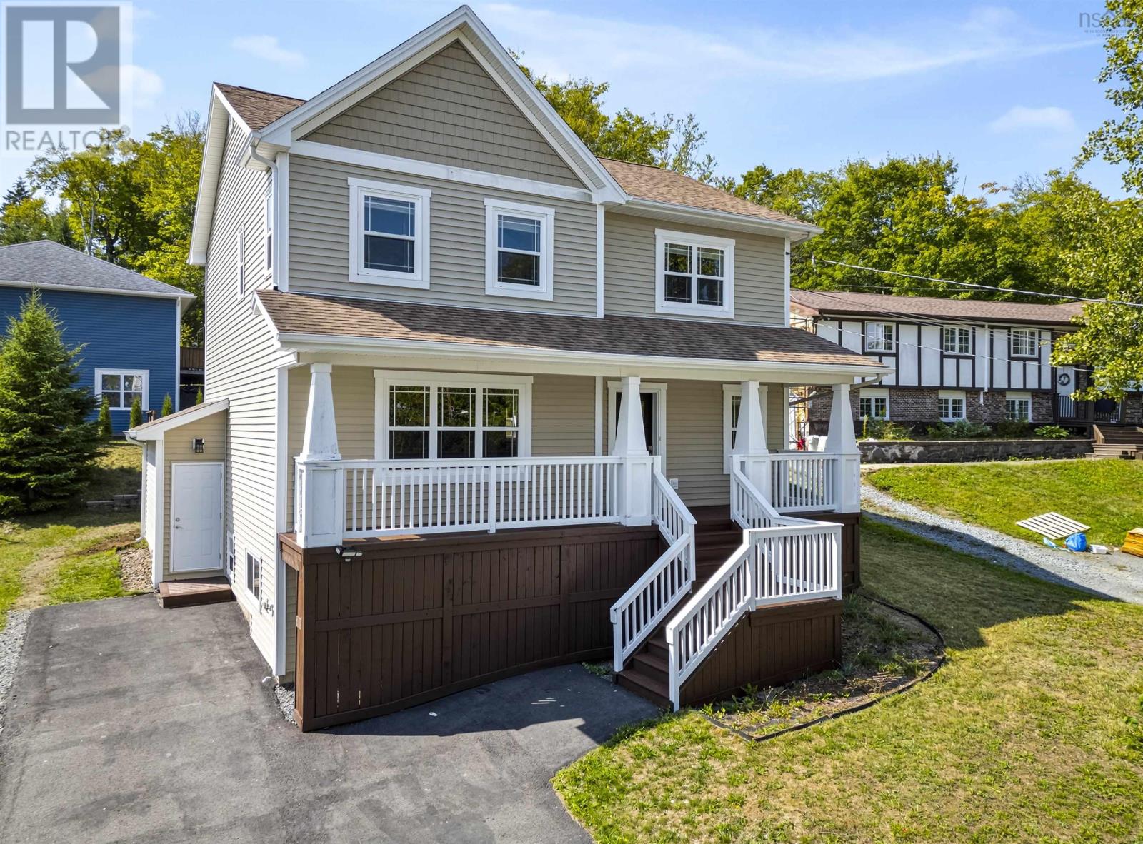 72 Sherri Ln, Beaver Bank, NS B4G 1A8