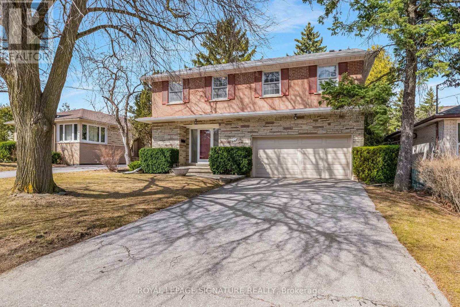 12 Feldbar Ct, Toronto, ON M2N 4P8