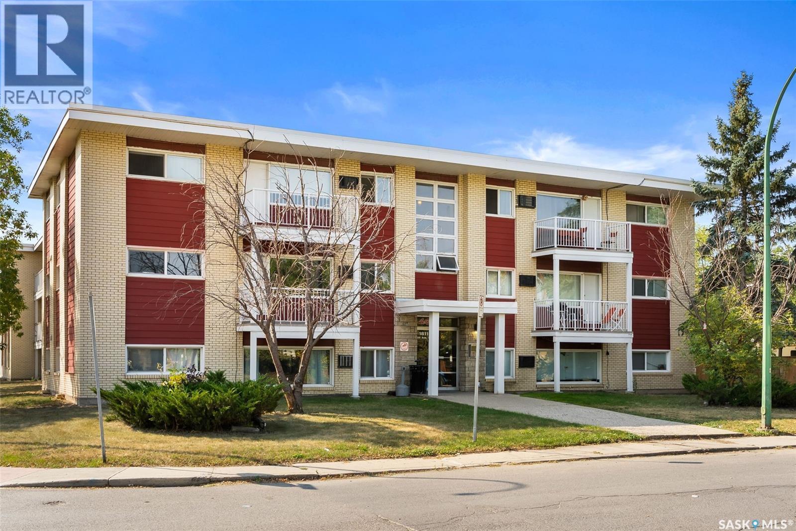1811 8th Avenue N Unit 10, Regina, SK S4R 0G5