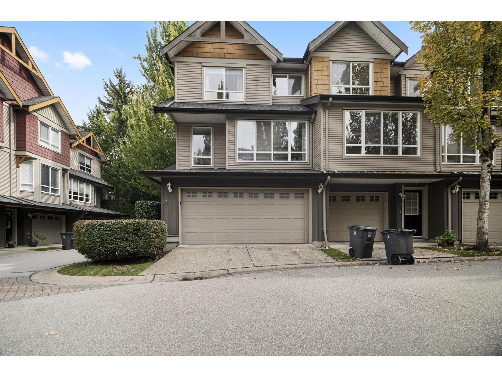 16789 60 Avenue Unit 9, Surrey, BC V3S 1S8