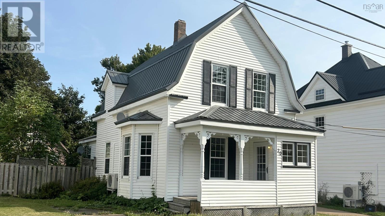 20 Victoria Ave, Stellarton, NS B0K 0A9