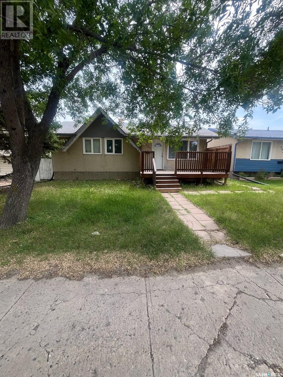 339 Mccarthy Blvd, Regina, SK S4R 5N2