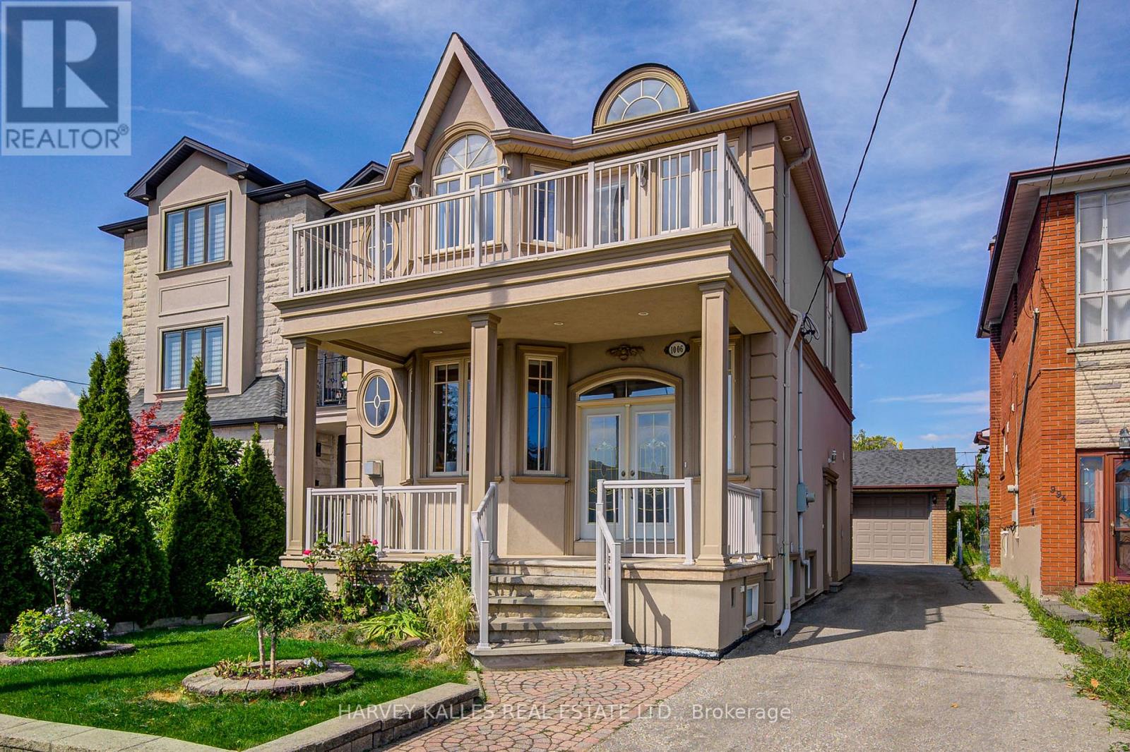 1006 Briar Hill Ave, Toronto, ON M6B 1M3