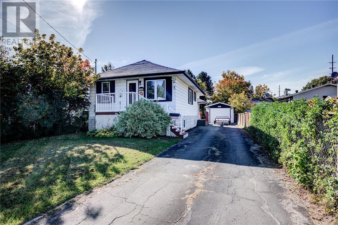 1983 Hebert St, Greater Sudbury, ON P3B 1Y8