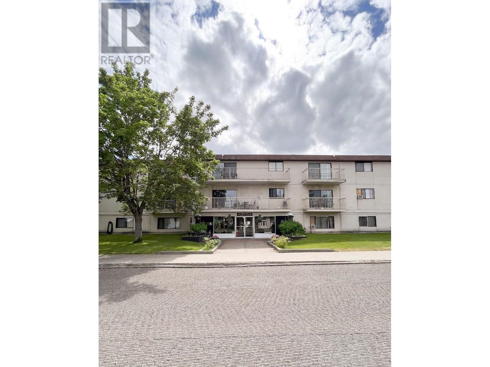 226 Ritson Ave, Quesnel, BC V2J 1B1