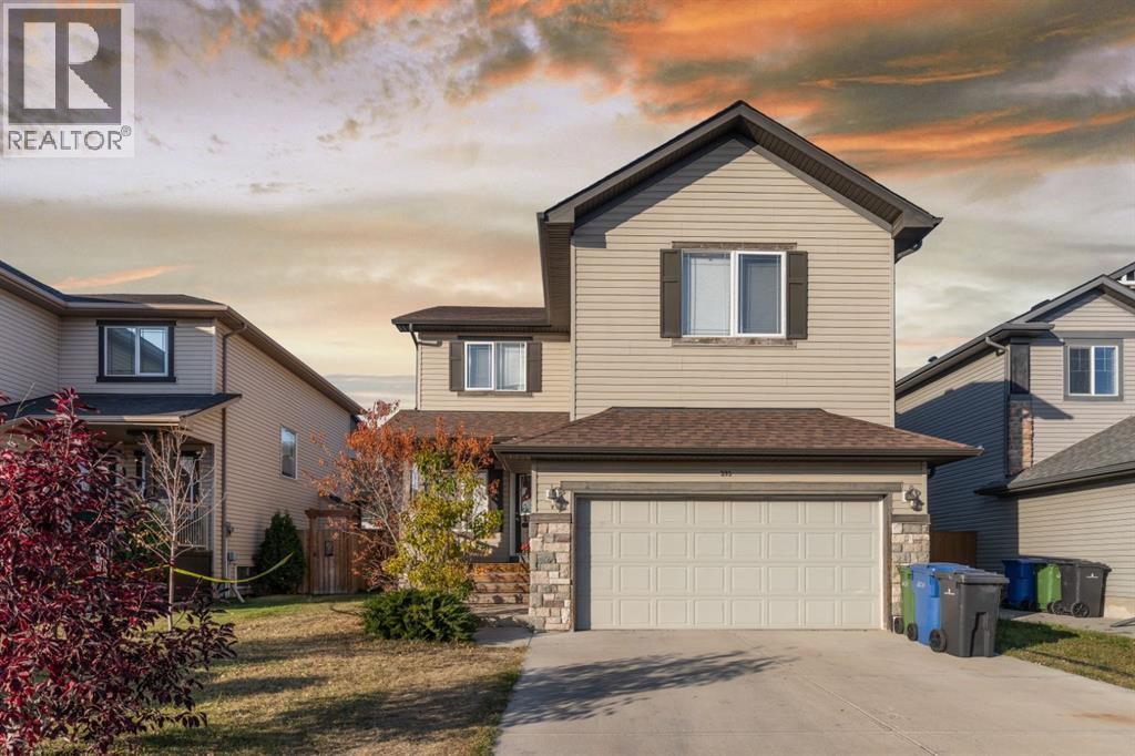 393 Windermere Dr, Chestermere, AB T1X 0C6