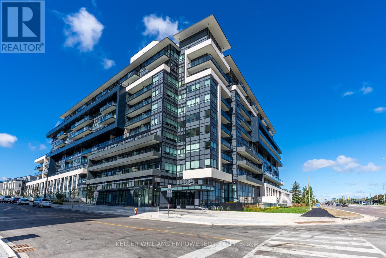 537 395 Dundas St W, Oakville Go Glenorchy, ON L6M 5R8