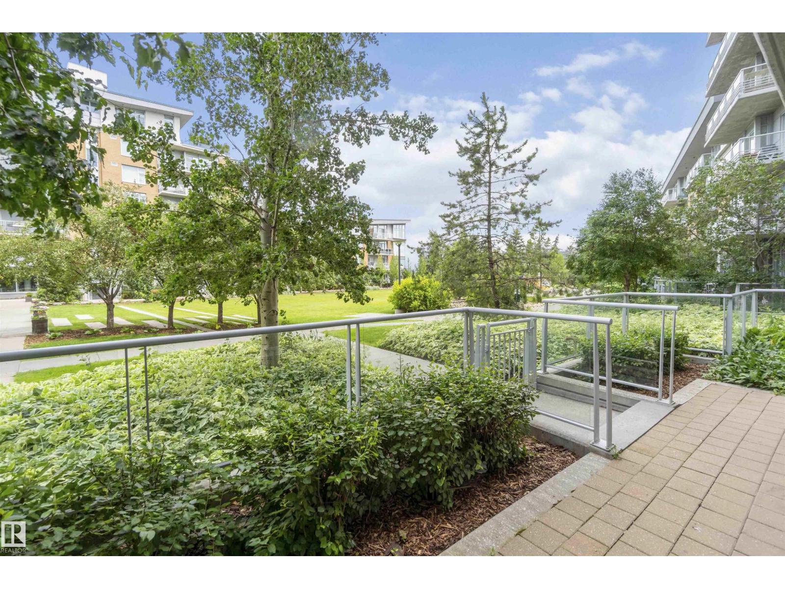2504 109 Street Northwest #108, Edmonton, AB T6J 2H3