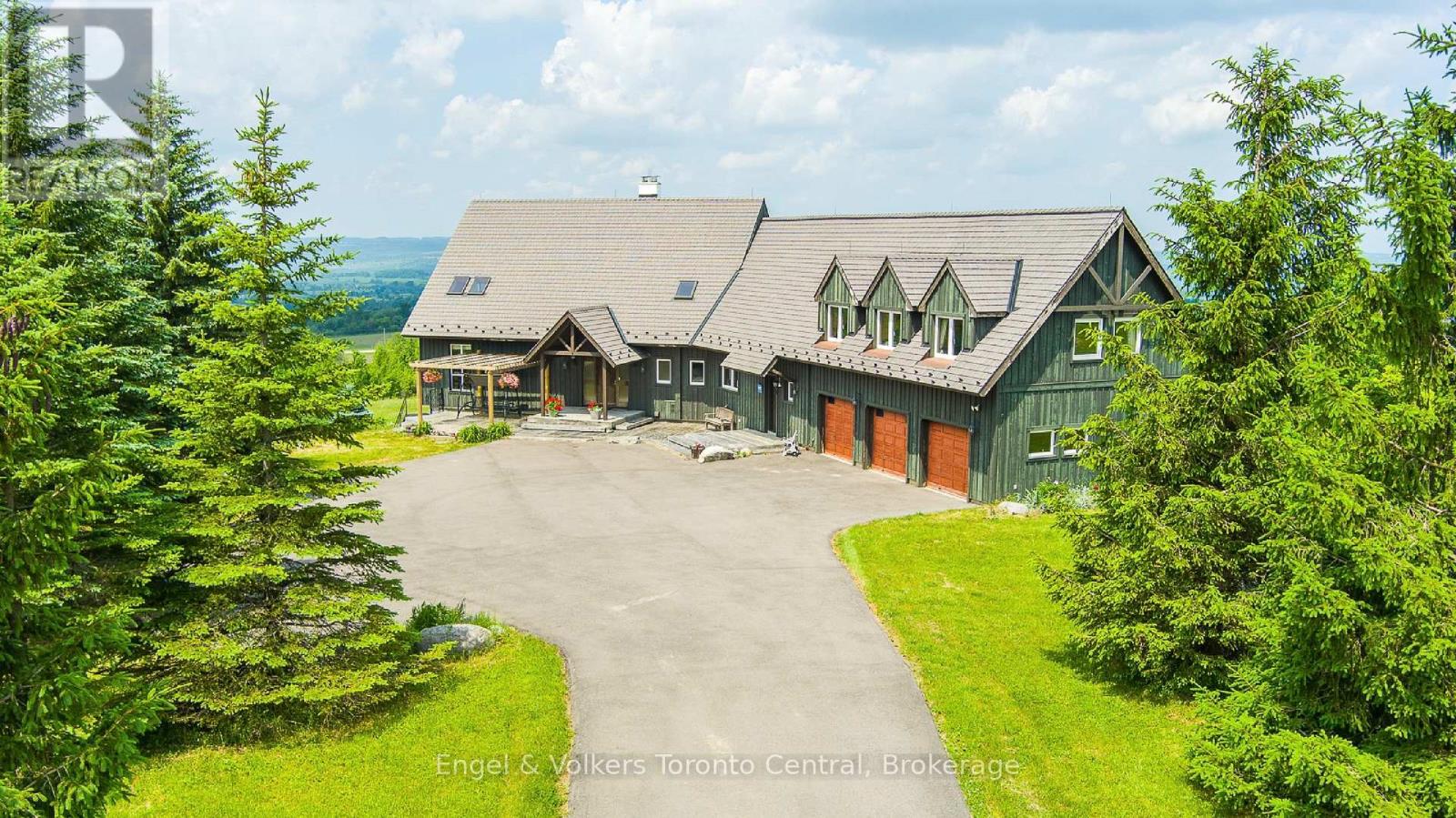 496083 Grey Road 2 Rd, The Blue Mountains, ON N0H 1J0