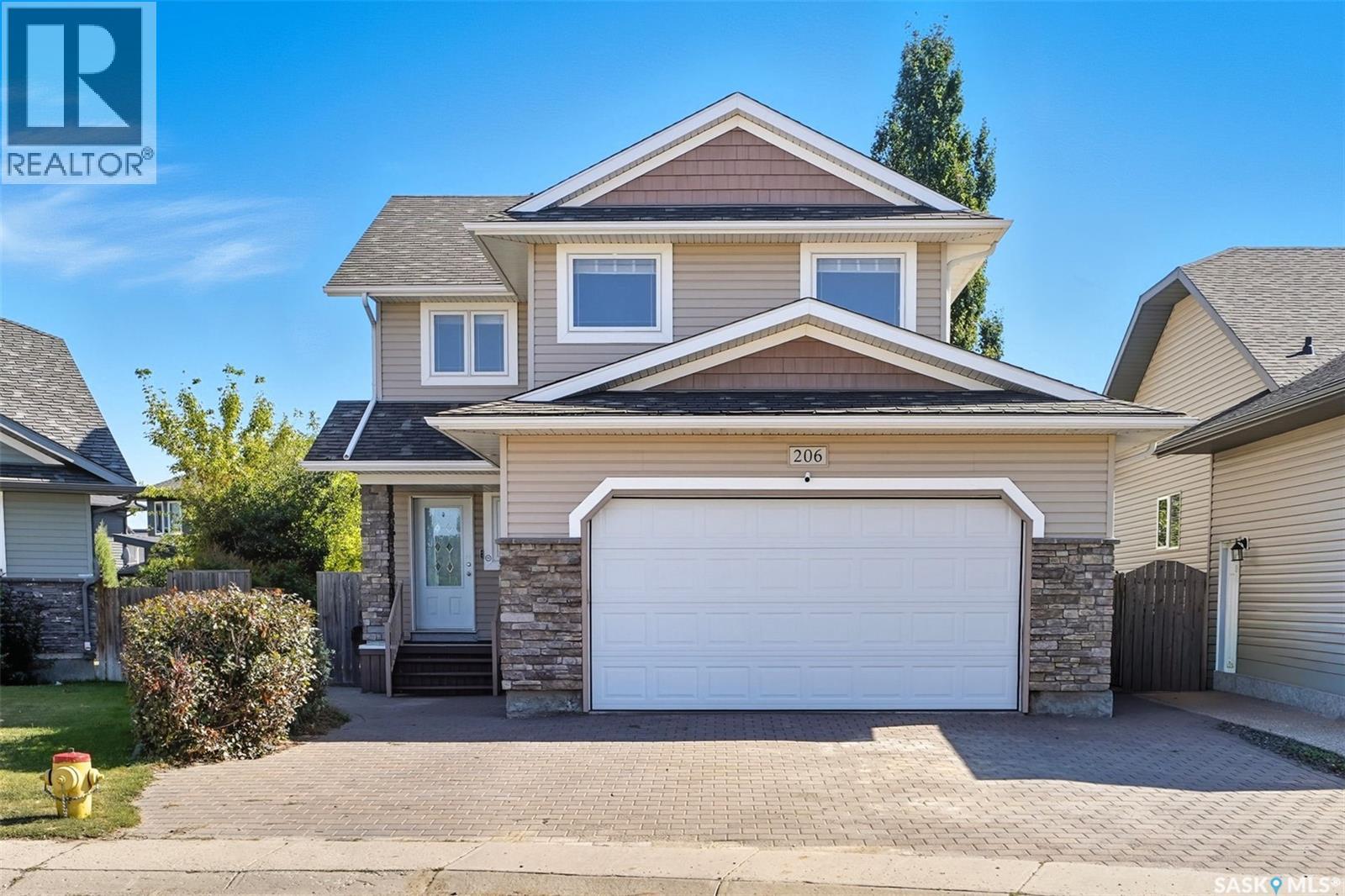 206 Martin Cres, Saskatoon, SK S7T 0A7