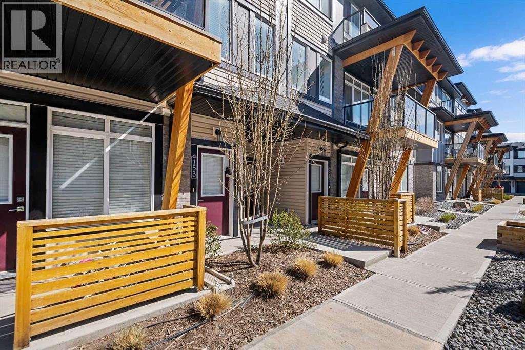 153 Savanna NE, Calgary, AB T3J 0Y3