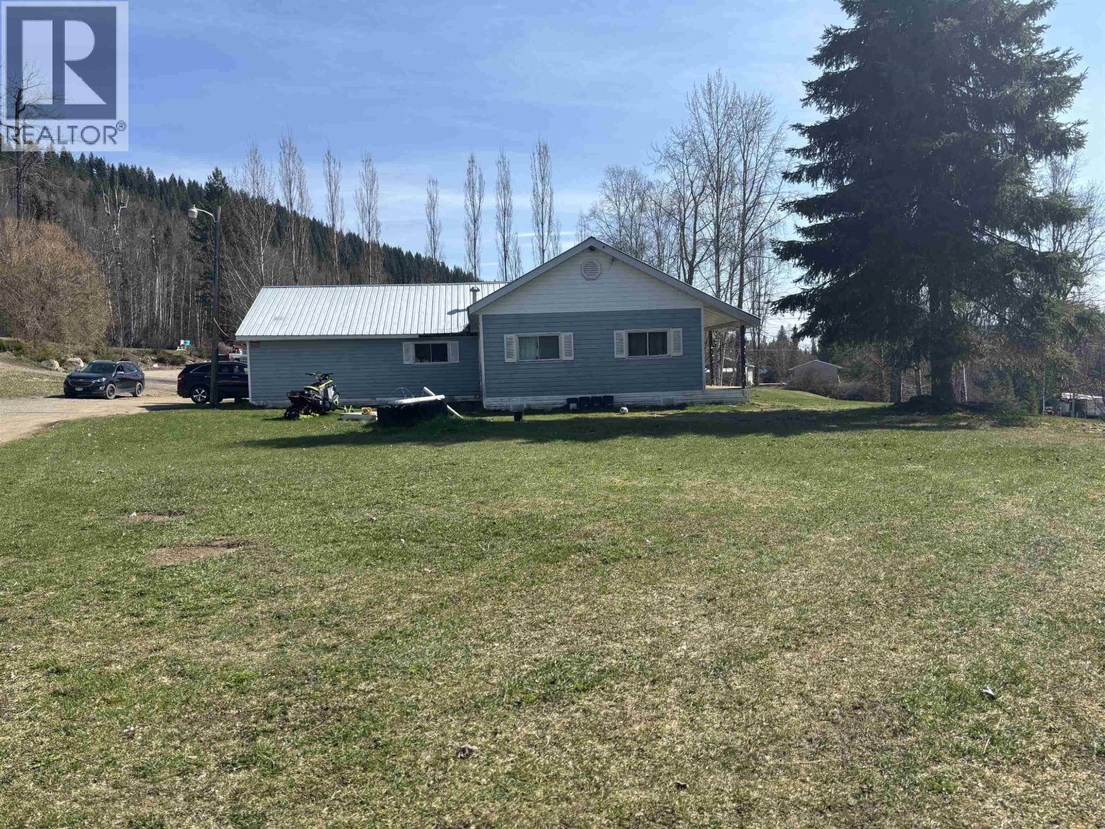 6162 Cedar Creek Rd, Likely, BC V0L 1N0