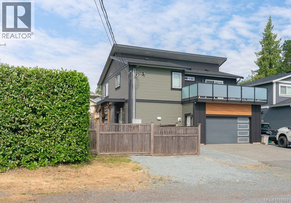 820 Brechin Rd, Nanaimo, BC V9S 2X4