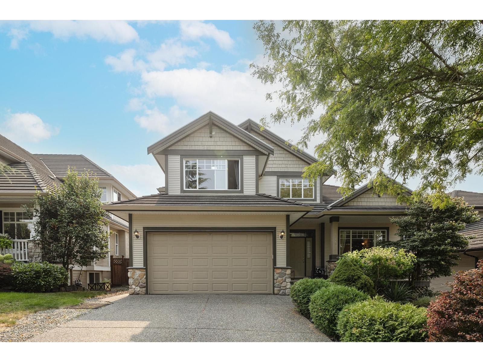 18270 Claytonwood Cres, Surrey, BC V3S 0M3