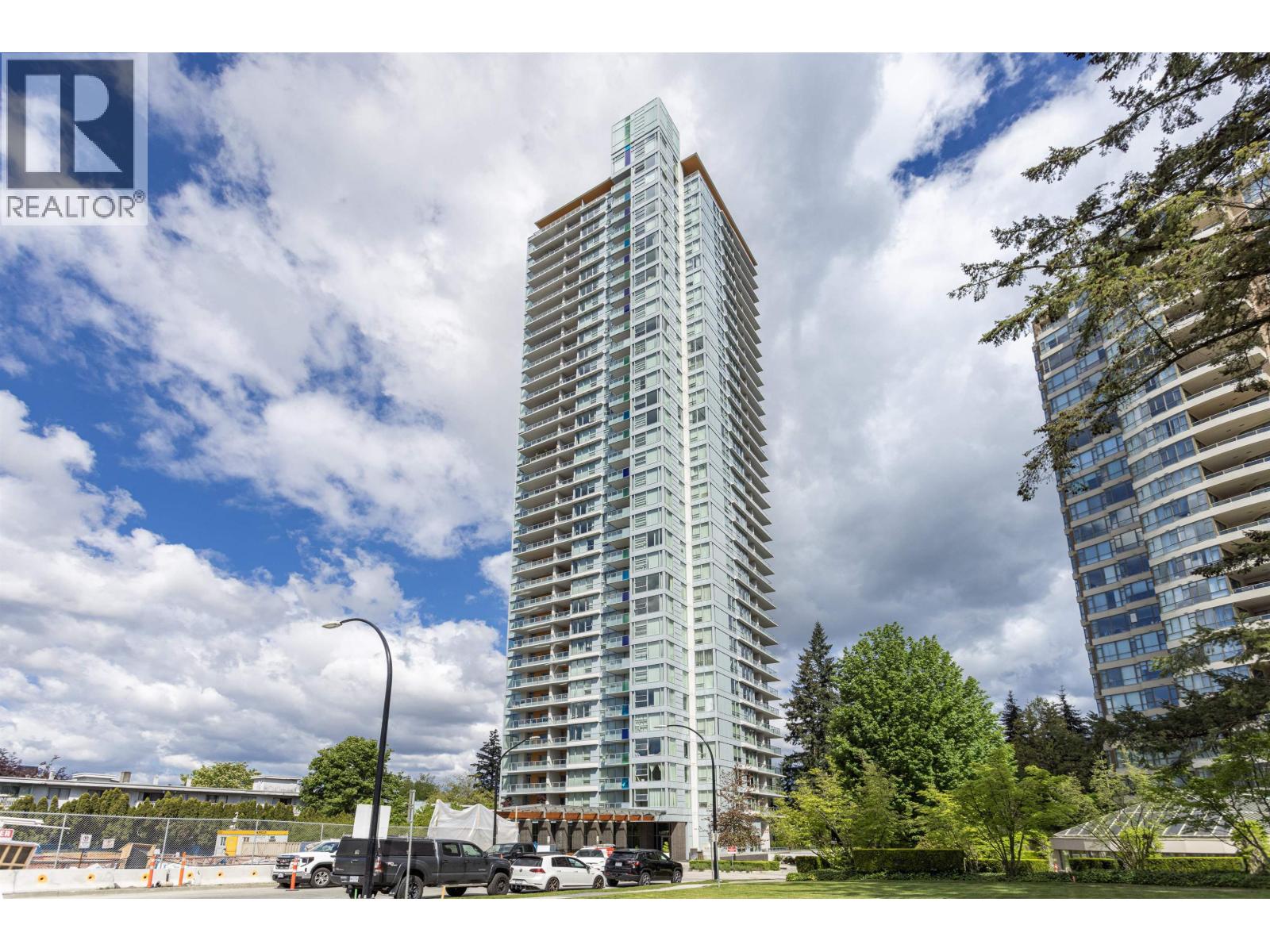 5883 Barker Avenue Unit 3905, Burnaby, BC V5H 0G4