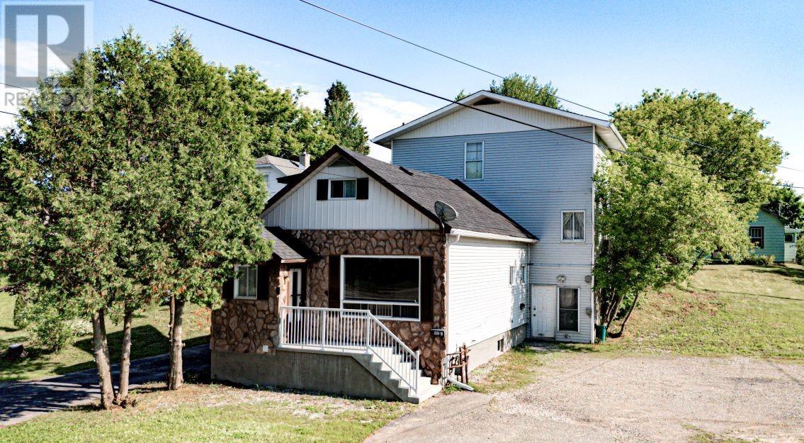 903 Howey, Sudbury, ON P3B 1H3