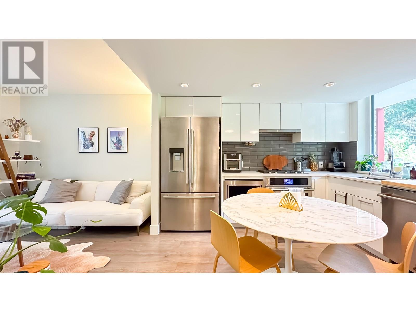 3498 Marine Way Unit 202, Vancouver, BC V5S 0H1