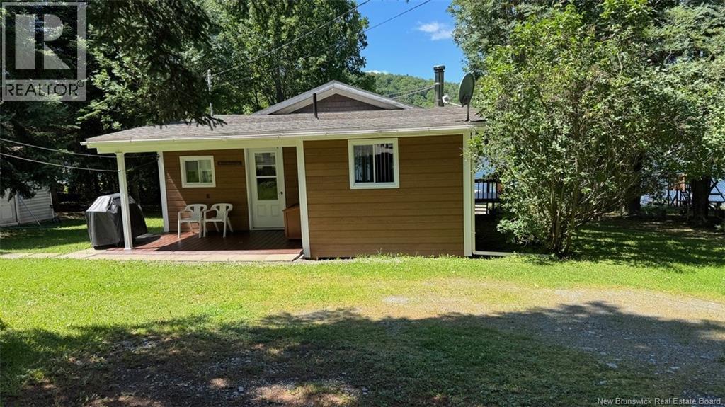 822 Route 215, Saint-franois-de-madawaska, NB E7A 1G9