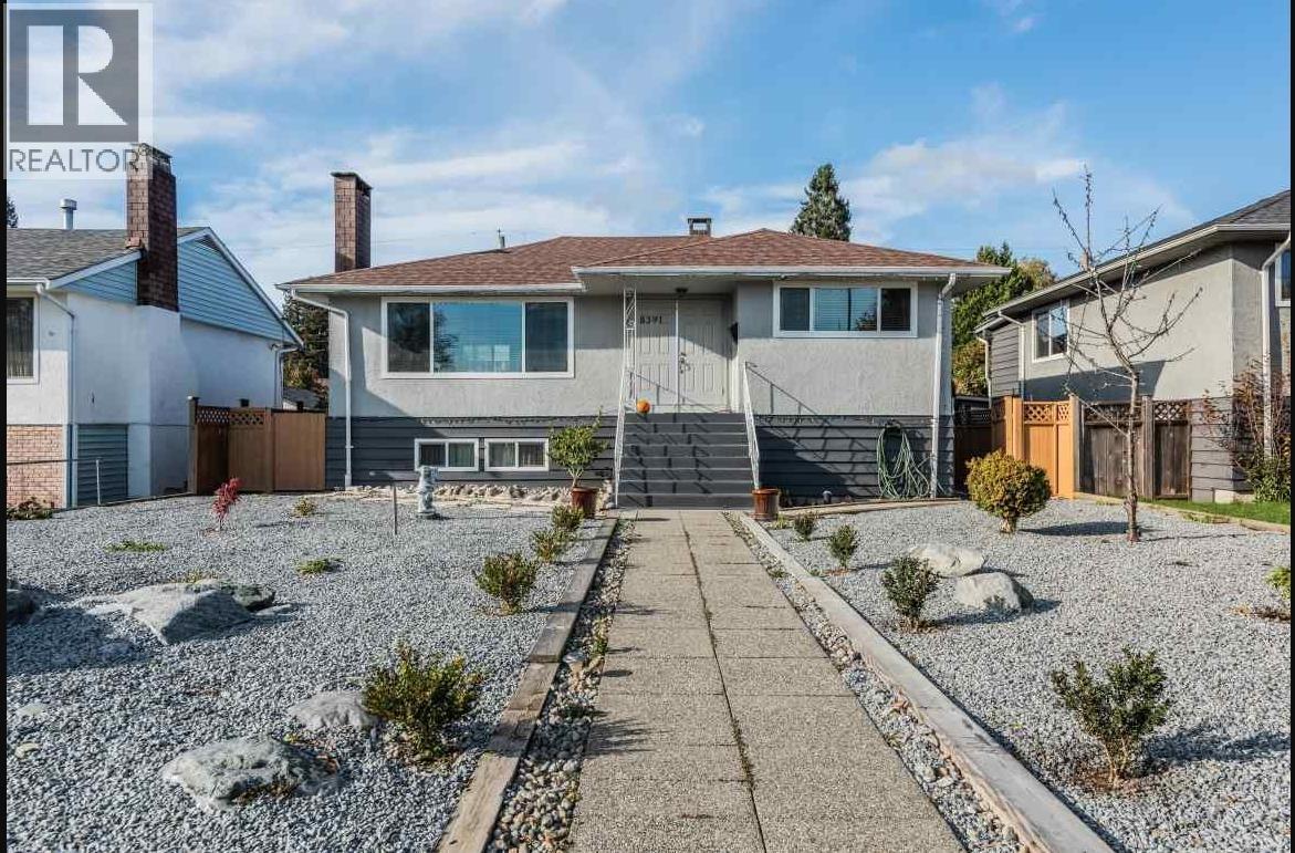 8391 11th Avenue, Burnaby, BC V3N 2P5