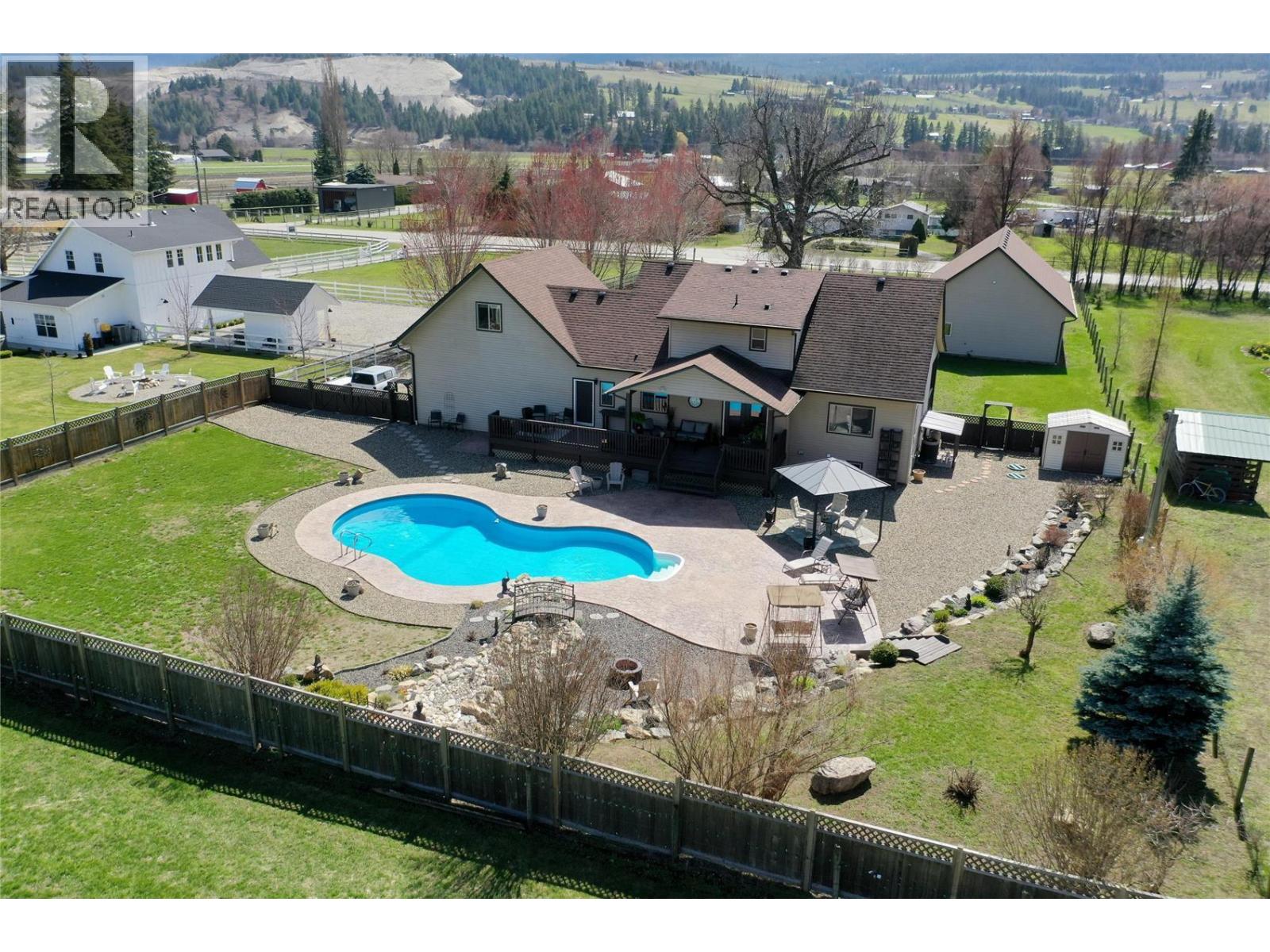 5575 Highway 6 Hwy, Coldstream, BC V1B 3E2
