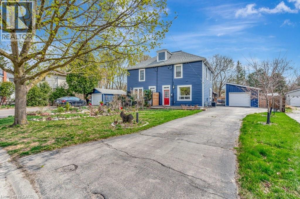 102 Poplar Ave, Halton Hills, ON L7J 2E2