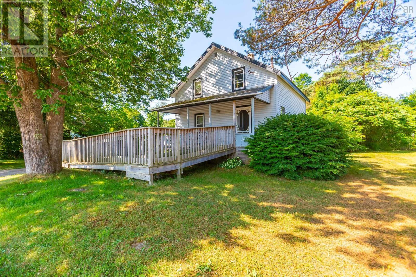 9 Faye Rd, Bridgetown, NS B0S 1C0