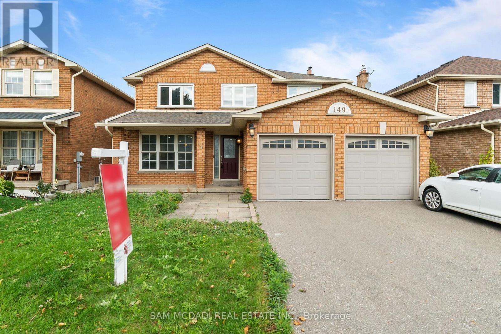 149 Sunforest Dr, Brampton, ON L6Z 4B7