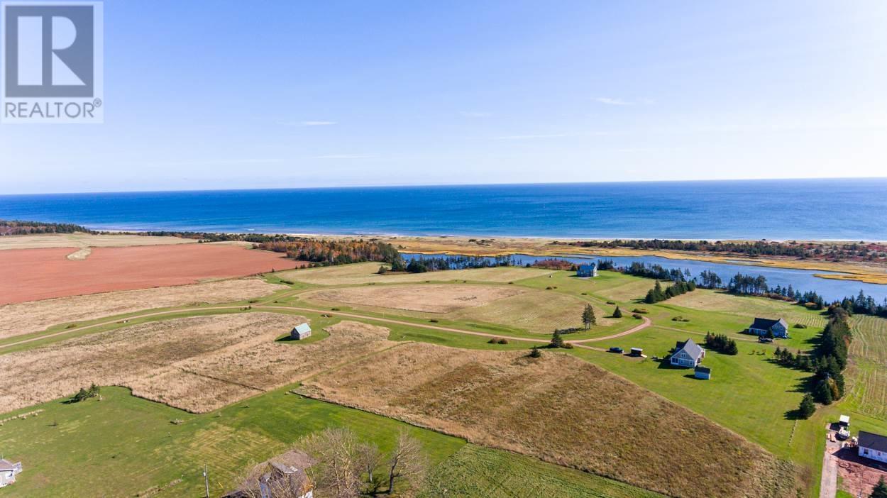 11 Bothwell Haven Ln, Kingsboro, PE C0B 2B0