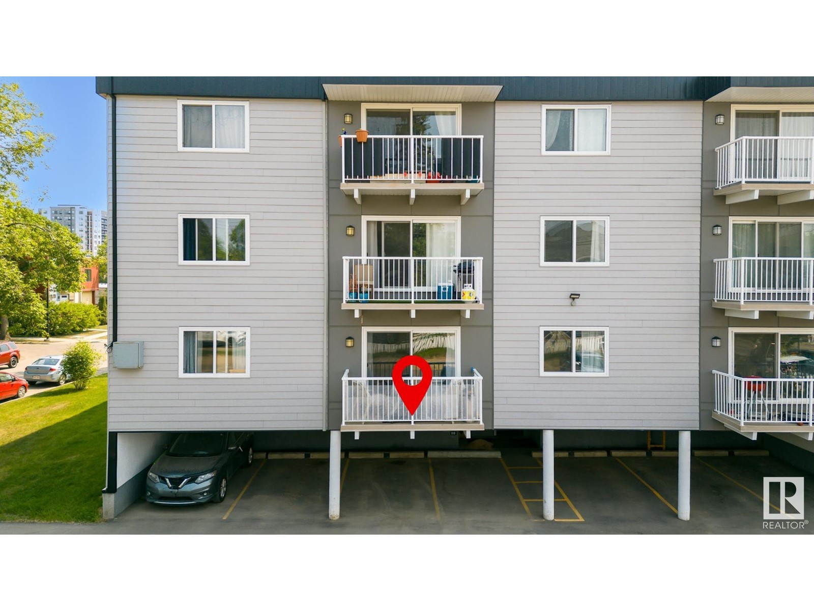10434 125 Street Northwest #208, Edmonton, AB T5N 4A2