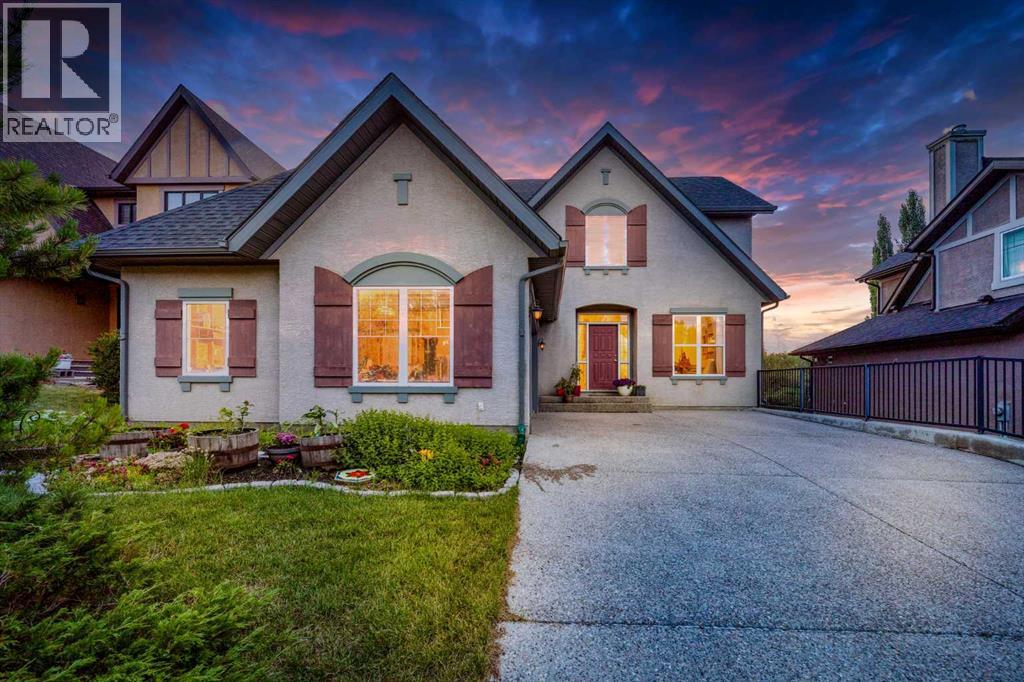10 Tusslewood Hts NW, Calgary, AB T3L 2M6