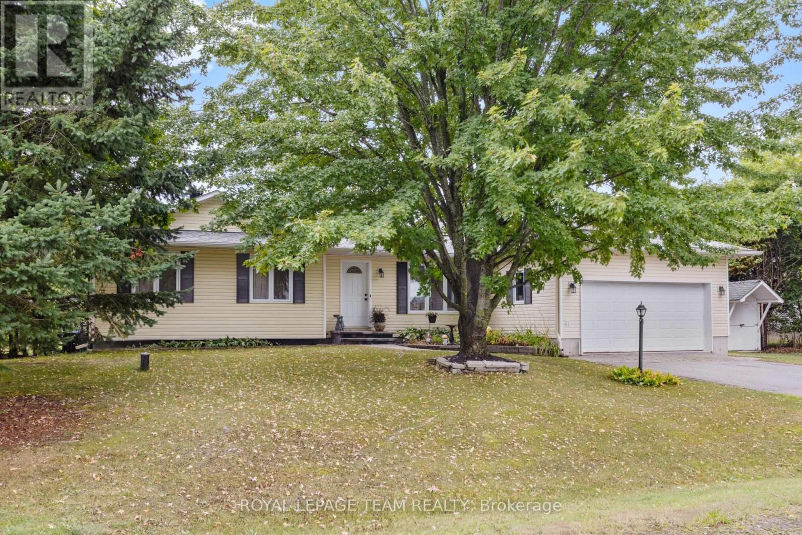2248 Wallingford Way, Ottawa, ON K0A 2T0