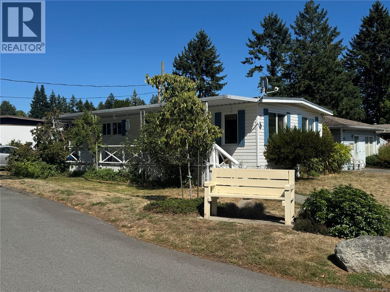135 Brinkworthy Rd Unit 1 Rd, Salt Spring, BC V8K 2T9