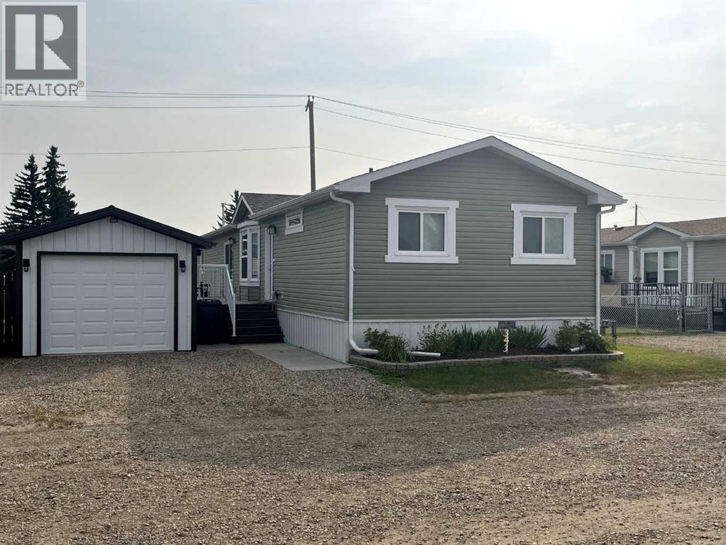 349 Railway Ave, Duchess, AB T0J 0Z0