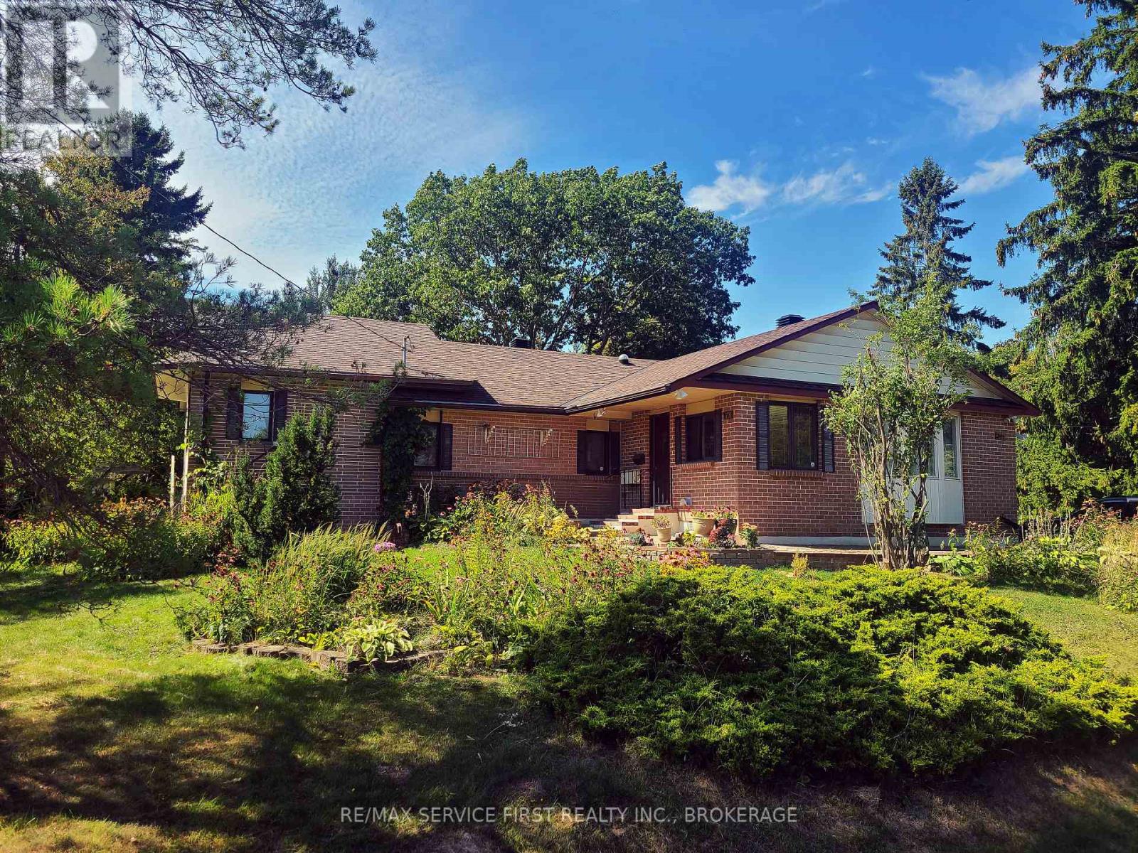 701 Glen Cove St, Kingston South Of Taylor-kidd Blvd, ON K7M 5G1