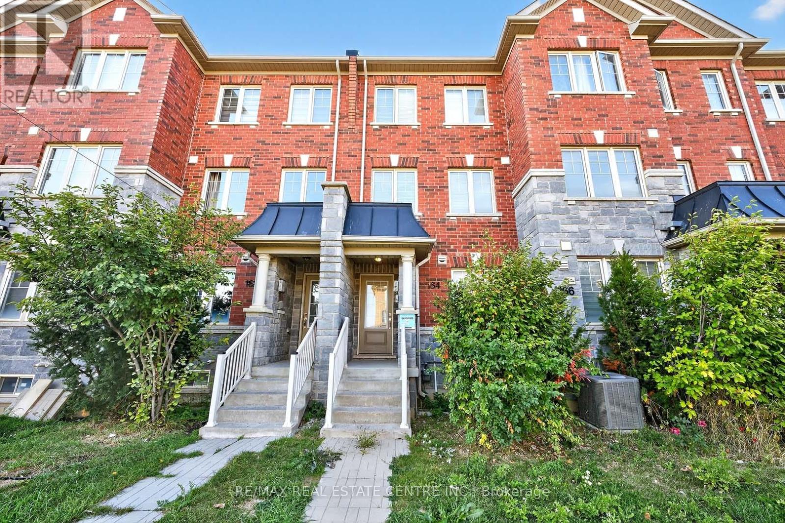 164 Inspire Blvd, Brampton, ON L6R 3X7