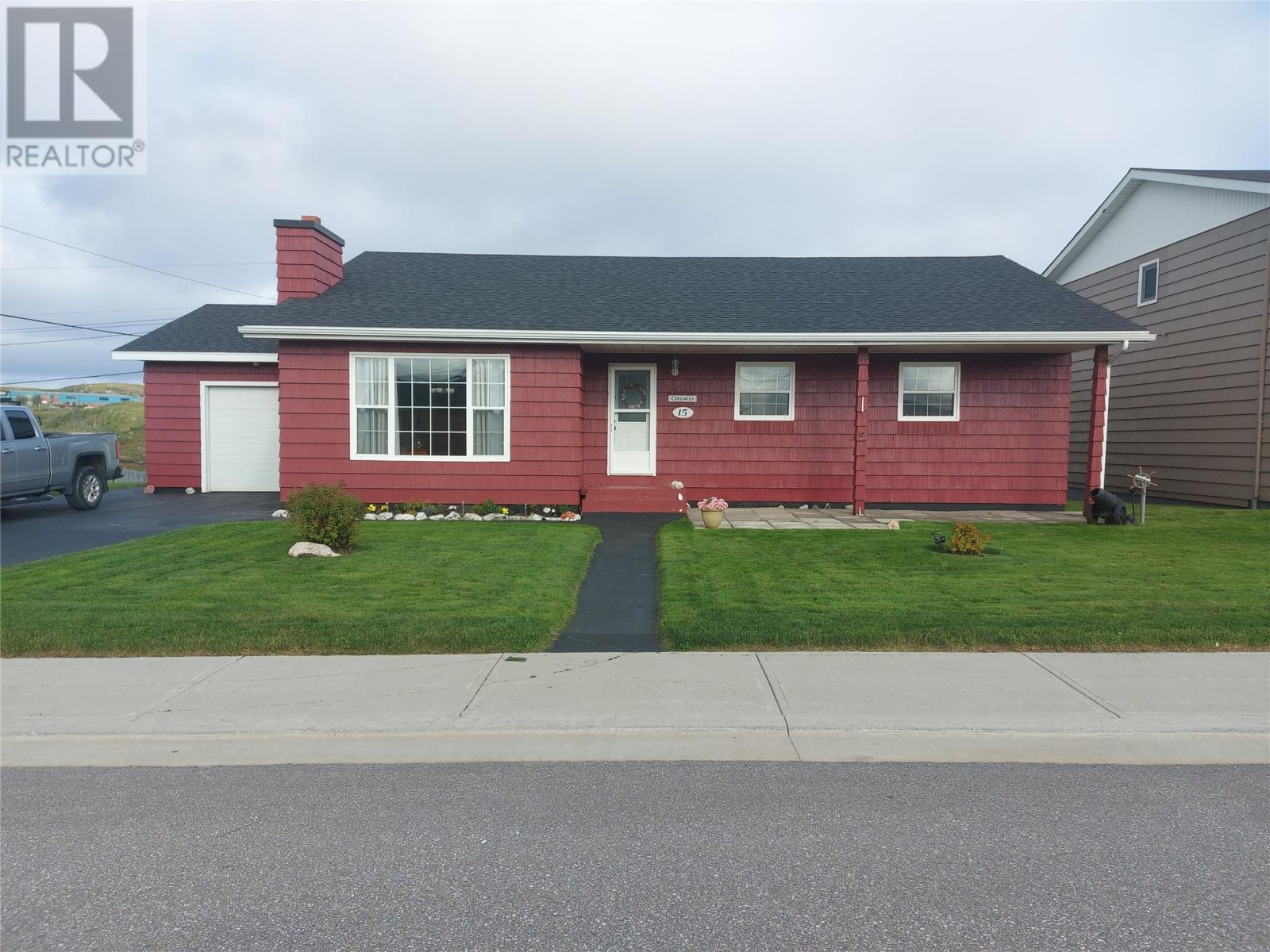 15 Cox Ave, Channel-Port aux Basques, NL A0M 1C0