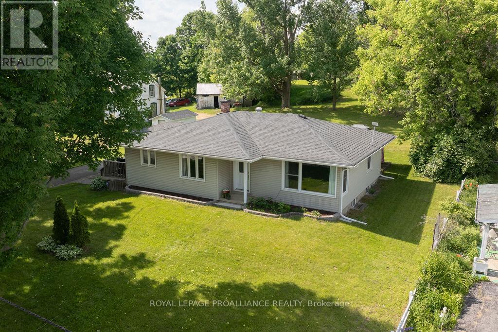 1036 Wagarville Rd, Central Frontenac, ON K0H 2K0