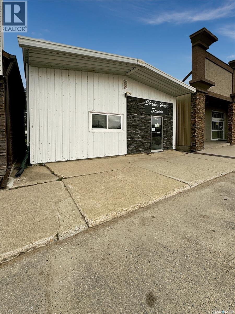 307 Main St, Hague, SK S0K 1X0
