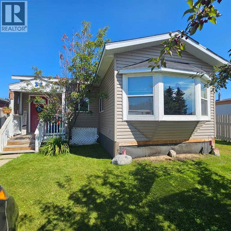 53 Street Unit 613, Edson, AB T7E 1K9