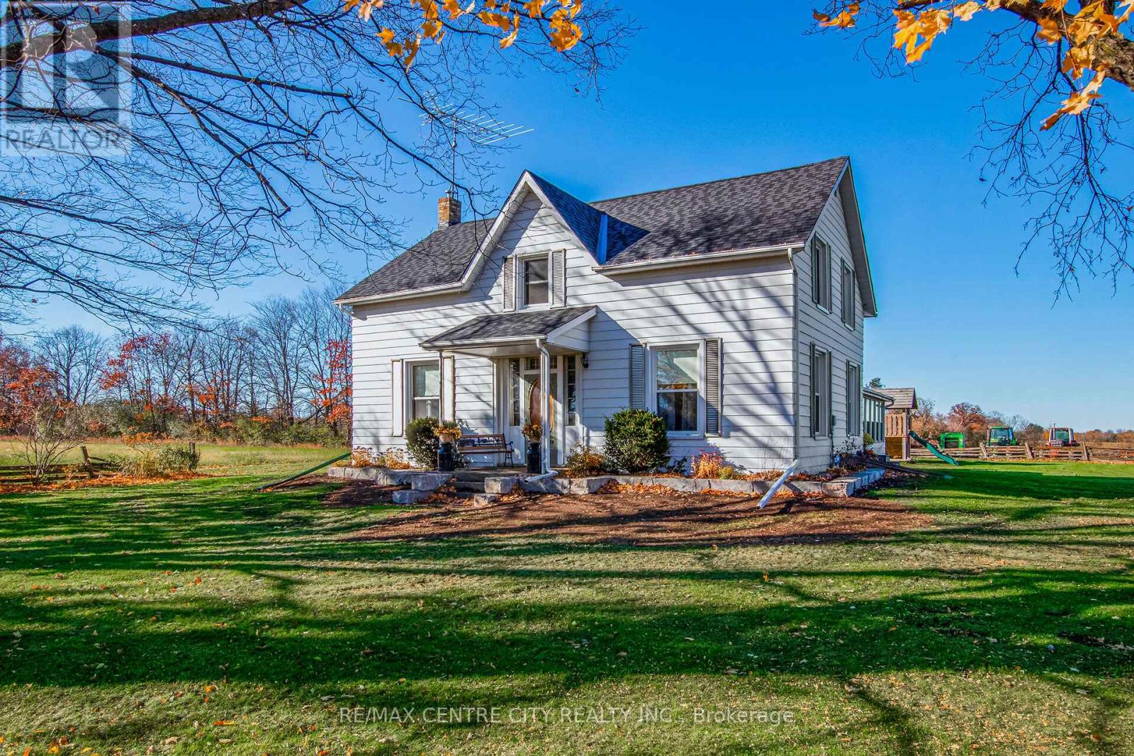 1048 Fifth Line, Selwyn, ON K9J 6X2