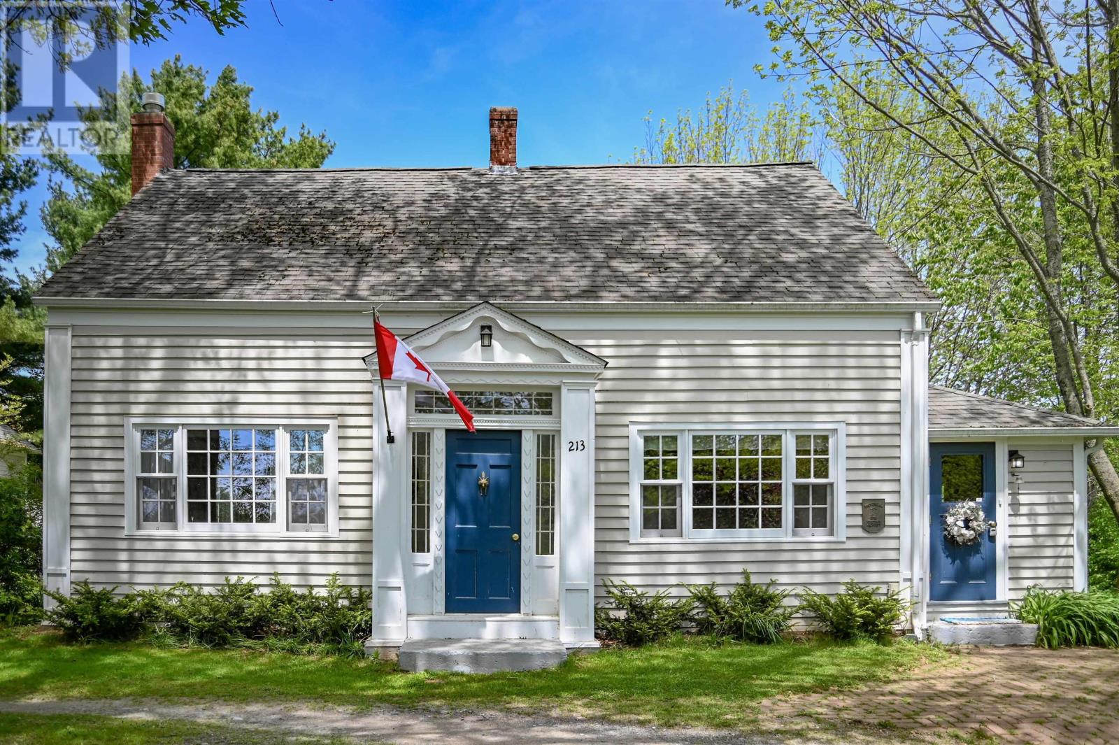 213 Arnold Rd, Grafton, NS B0P 1V0