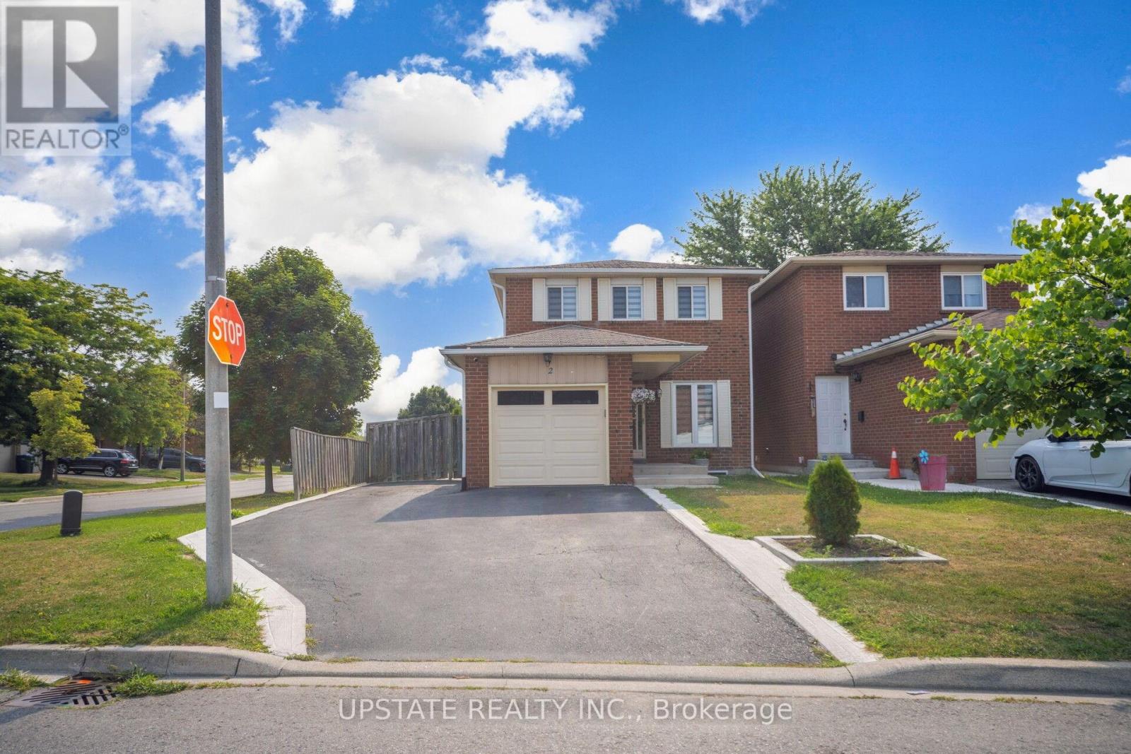 2 Trewartha Cres, Brampton, ON L6Z 1X4