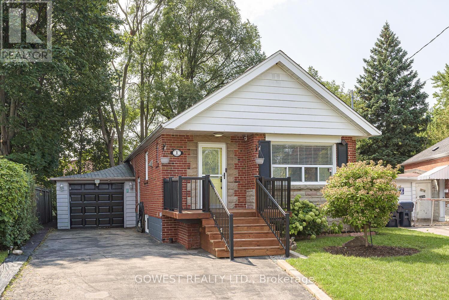 1 Fairbourne Cres, Toronto Clairlea-birchmount, ON M1L 3M6