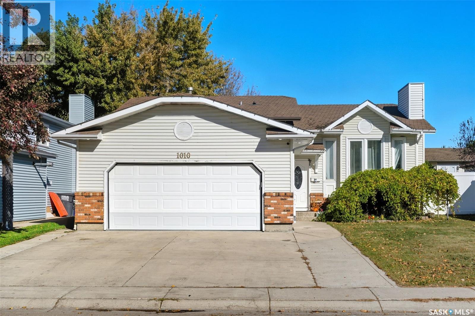 1010 Haslam Cres, Saskatoon, SK S7S 1C8