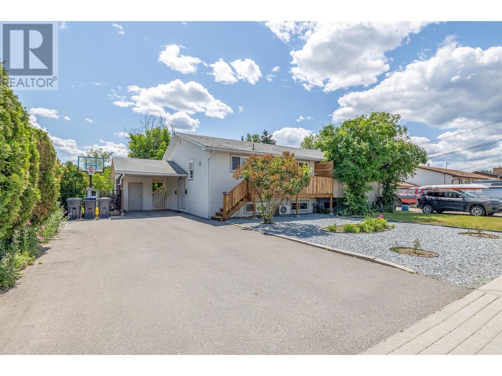 387 Mugford Rd, Kelowna, BC V1X 2E5