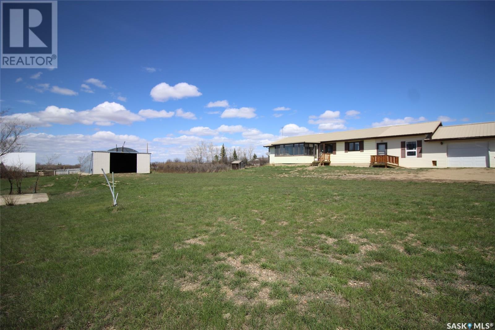 223 2nd Street West, Climax, SK S0N 0N0