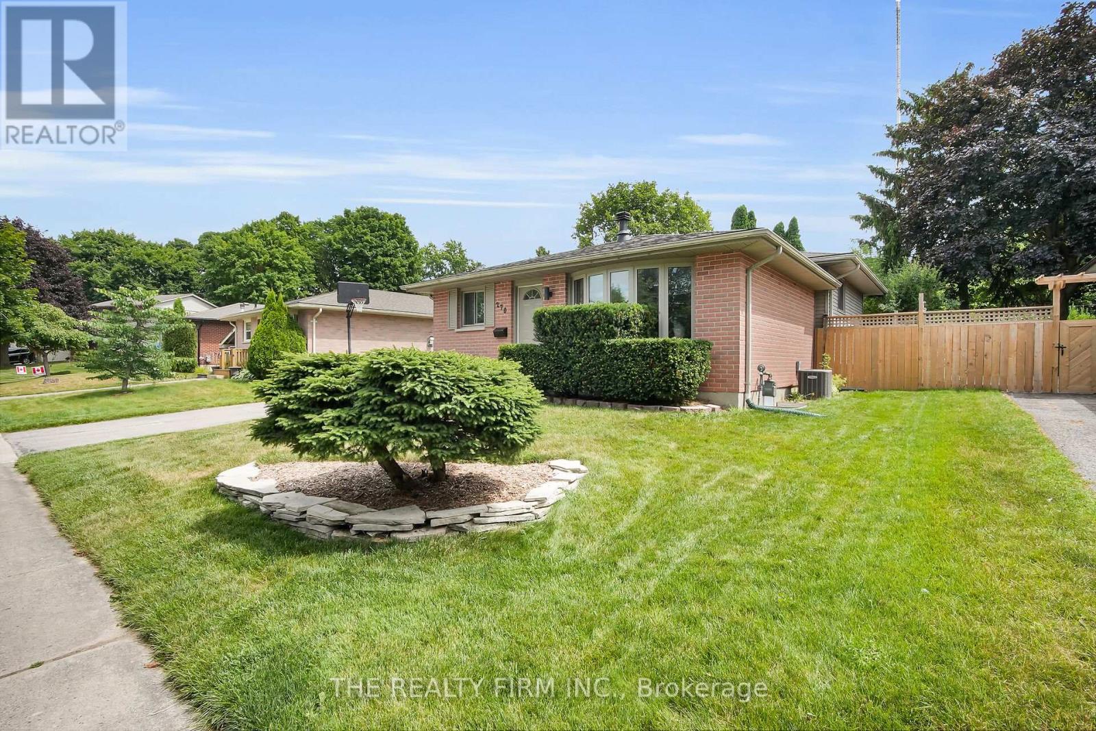 270 Highview Cres, London, ON N6J 4E3