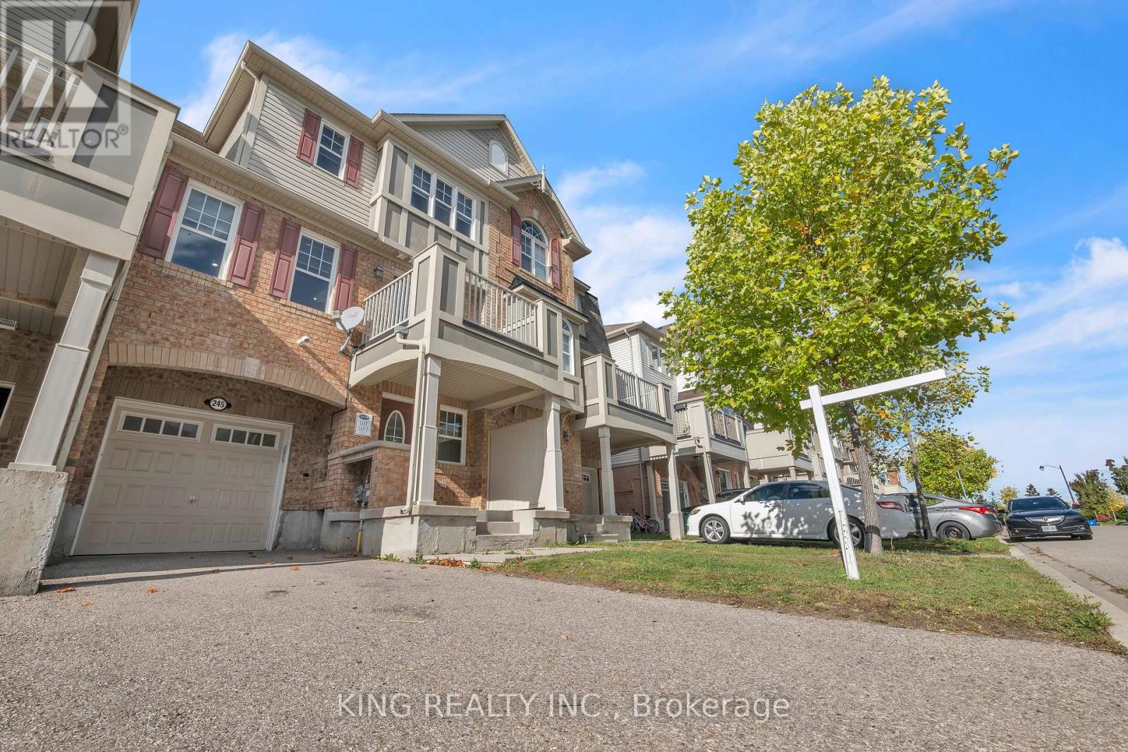 245 Septimus Hts, Milton, ON L9T 8N7