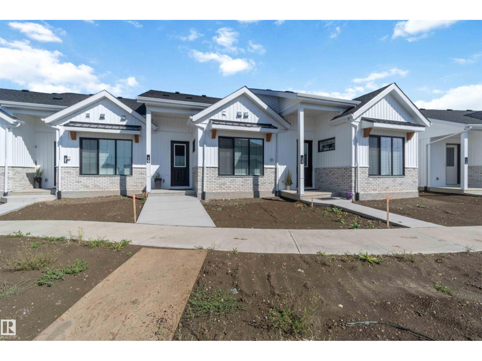 19 Deer Meadow Cr Mdw, Fort Saskatchewan, AB T8L 1Z4